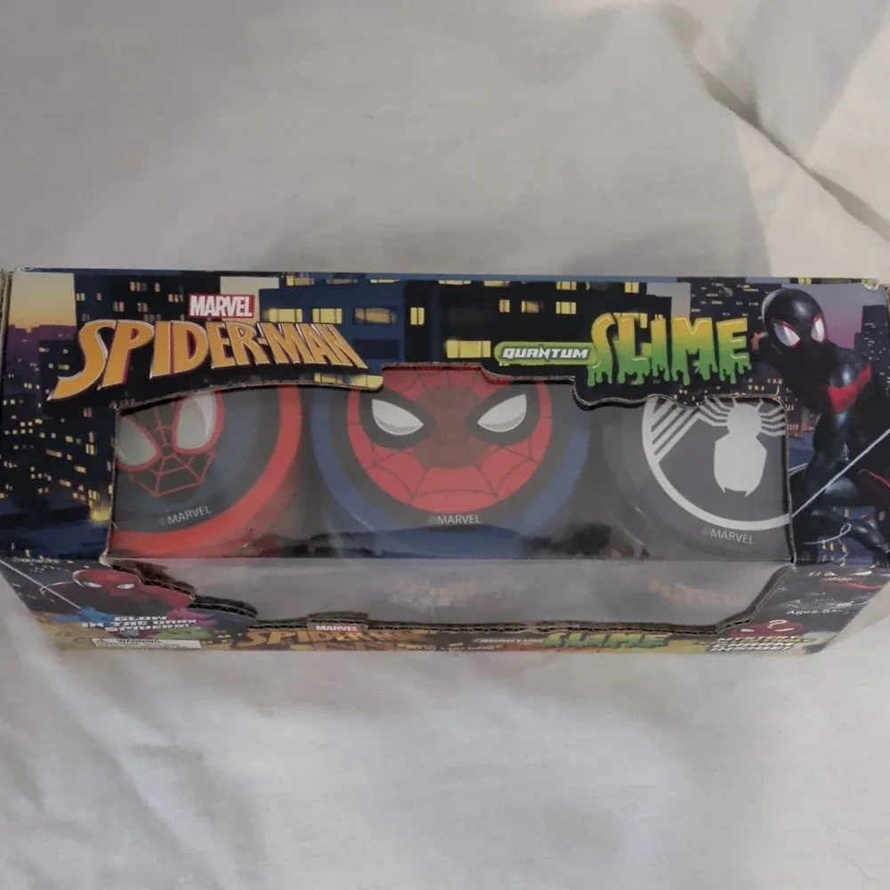 Marvel Spider-Man Quantum Slime Set Glow in the Dark Multicolor Ages 5+